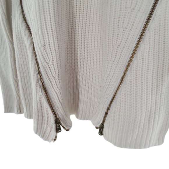 Guess- White Knit Sweater w/ Zippers size X-Small - Picture 2 of 7